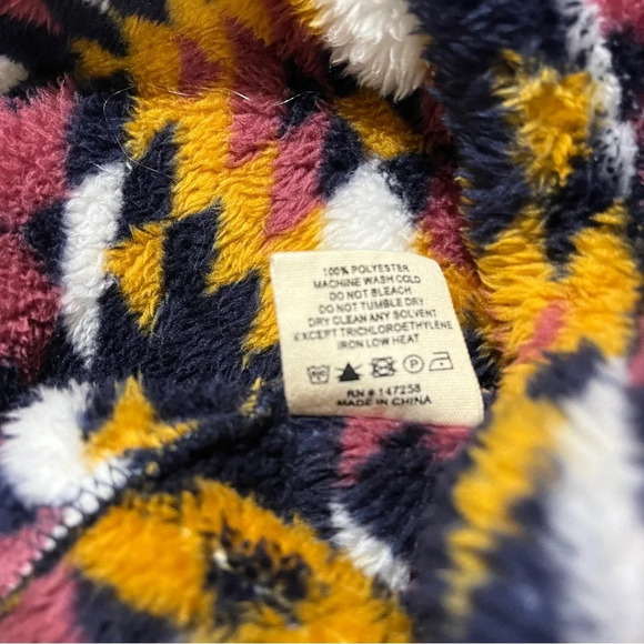 SIMPLY SOUTHERN Womens Aztec Fleece/Quilted Pullover Large - Picture 8 of 10